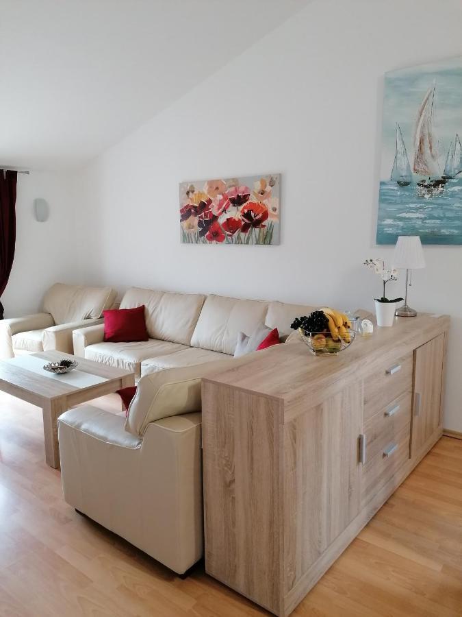 Apartment Pasa เมดูลิน ภายนอก รูปภาพ
